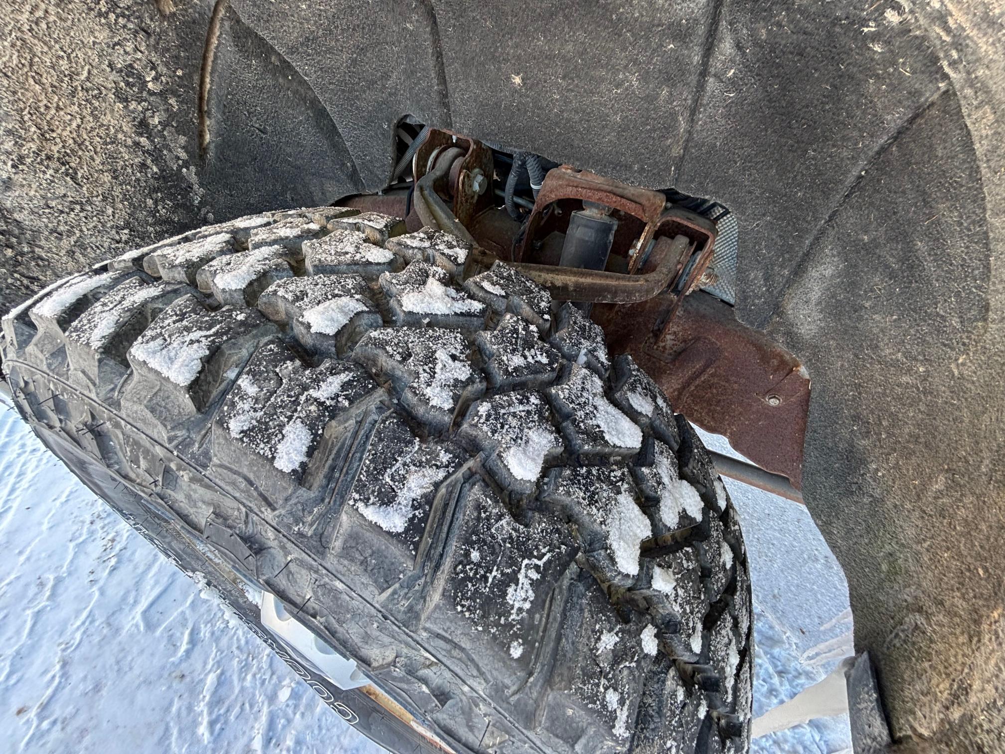 2015 CHEVROLET Silverado 2500 - Image 23